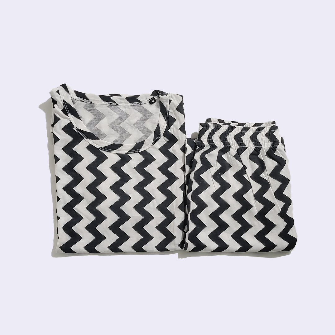 Black And White Zig Zag